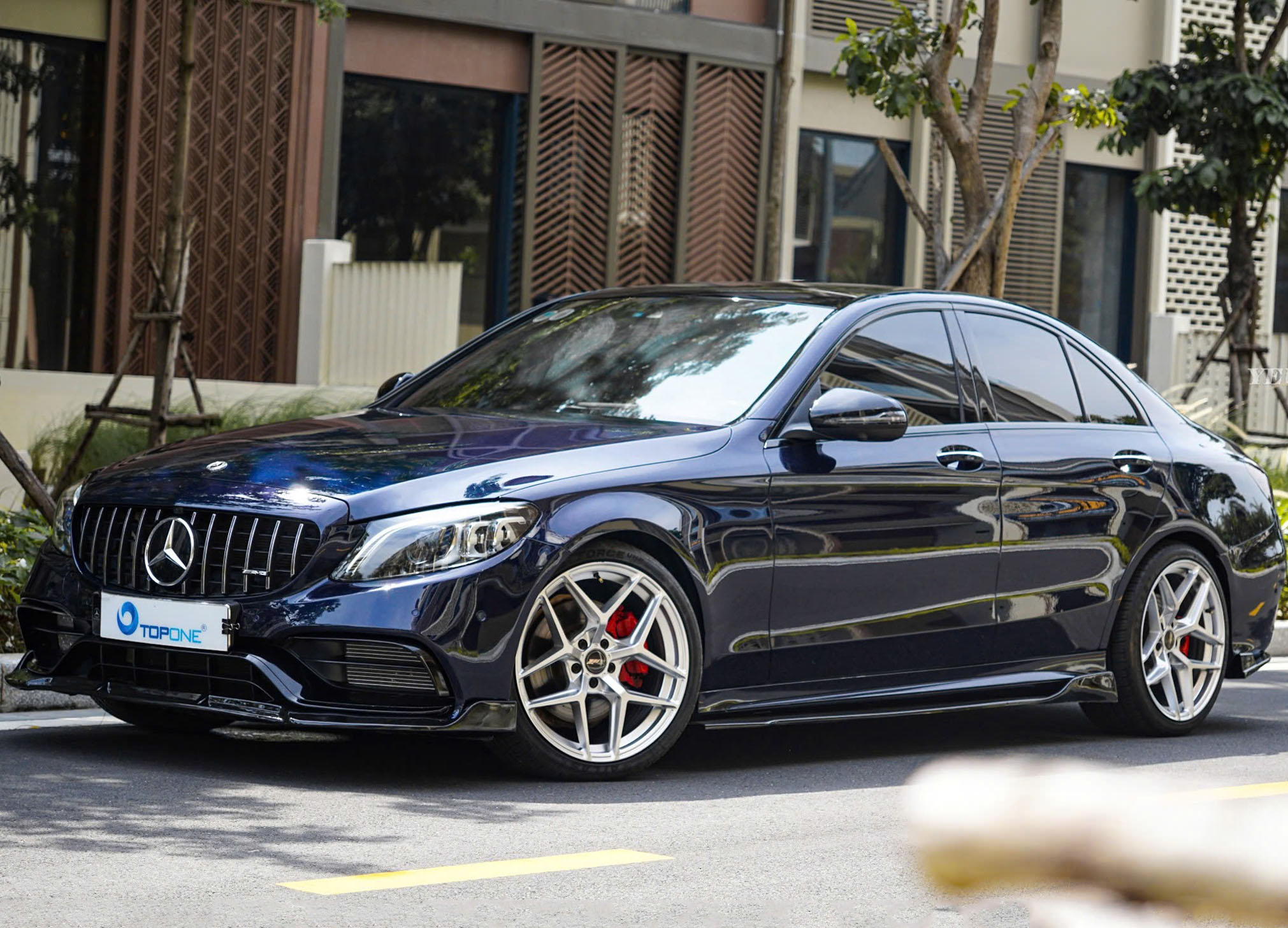 MERCEDES C300 W205 / BODYKIT C63 TOPONE MIX LIP SAU BRABUS STYLE / PPF TECKWRAP BẢO VỆ SƠN 